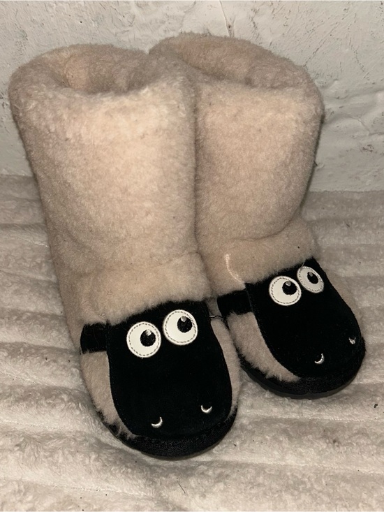 Emu Other - Emu Australia shaun the sheep merino wool slippers kids sheep booties